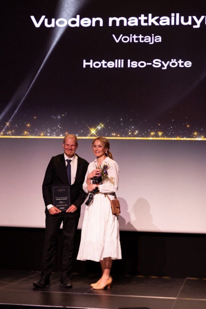 Hilltop Hotel Iso-Syöte named as Tourism Company of the Year at Northern Finland Travel Gala